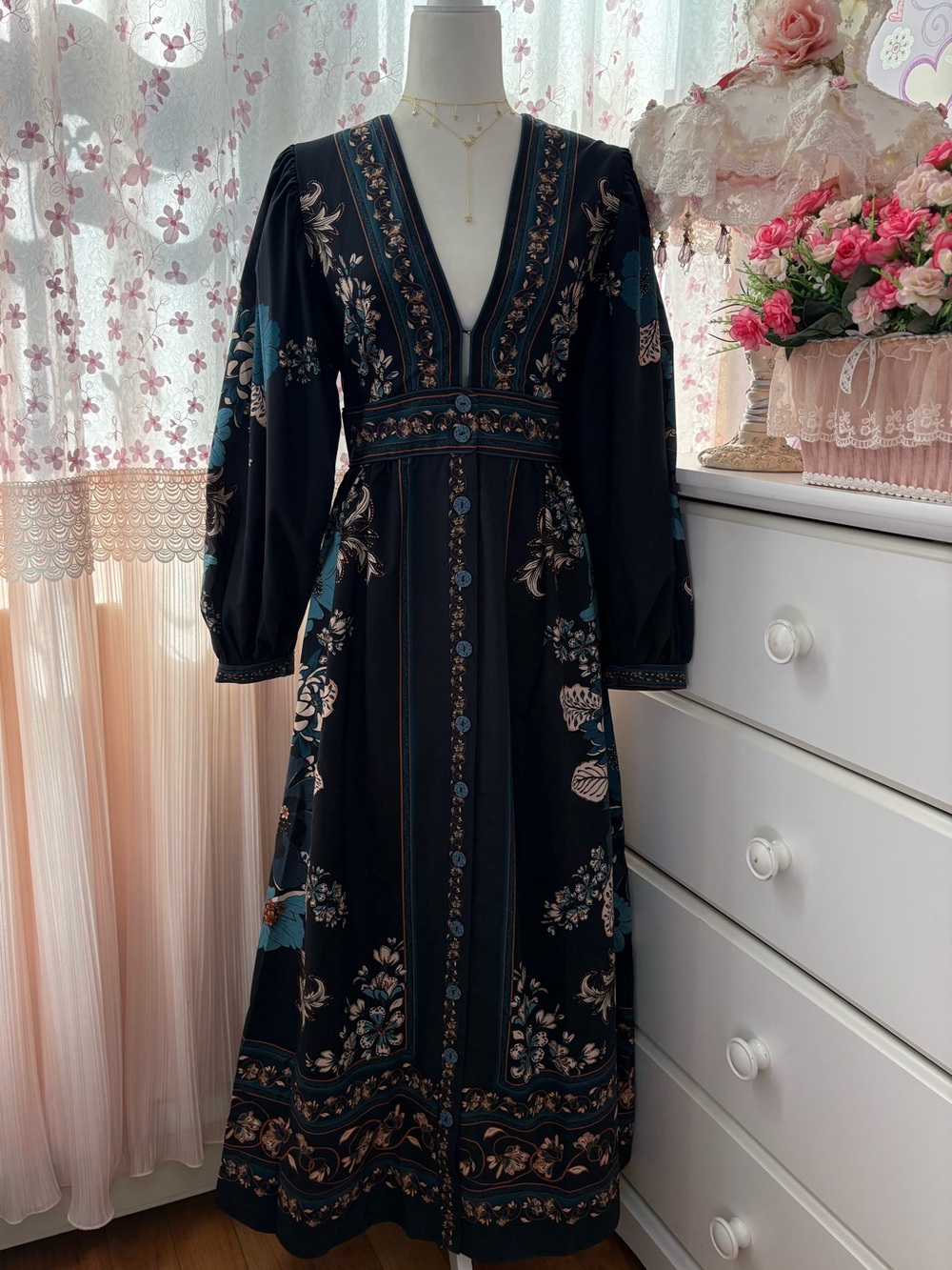 Farm Rio Blossom Tapestry Black Midi Dress - Picture 4 of 10